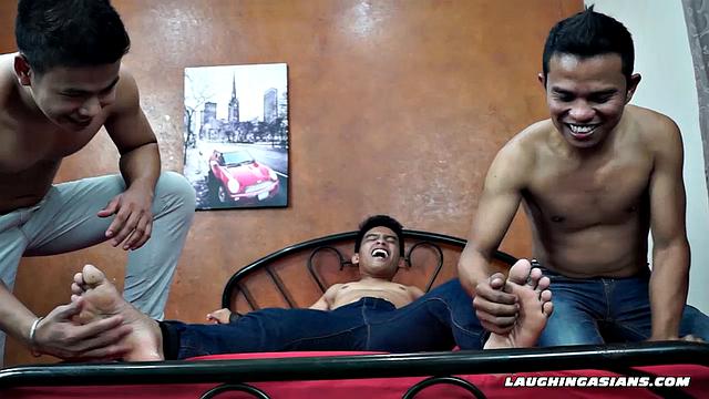 Trickx Tickled and Played