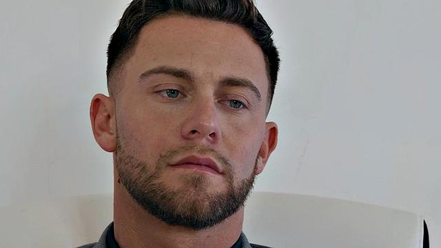 смотри, как офисные секретарши сосут и получают по полной в тройничке