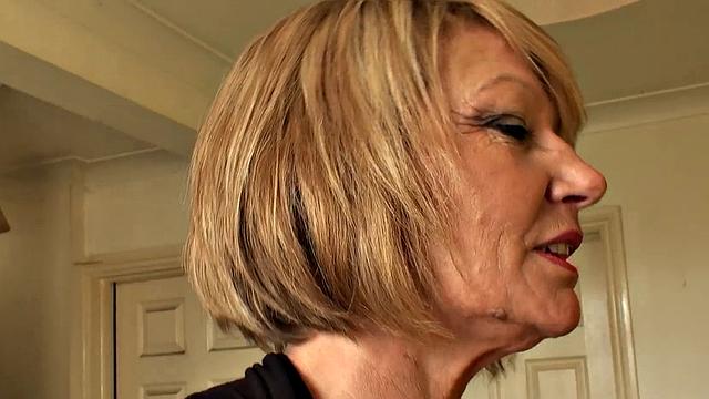 SubSlut MILF Amy gets ready for a night of swing