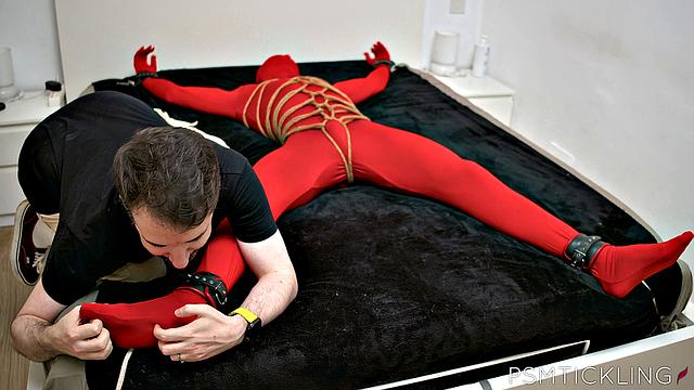 Ticklish doom! Spandex hero gets overpowered!