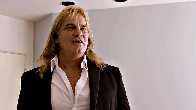 Хитрый тесть трахает милую невесту до свадьбы - Кензи Ривз