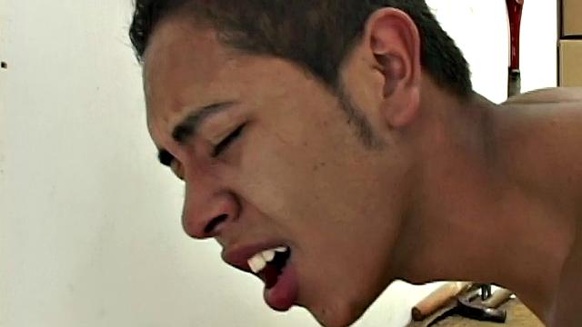 Anderson picks Lucas in the park for some afternoon fun. The two make out, as clothes hit the floor. Lucas gives Anderson a blow job, then finds himself on the receiving end.