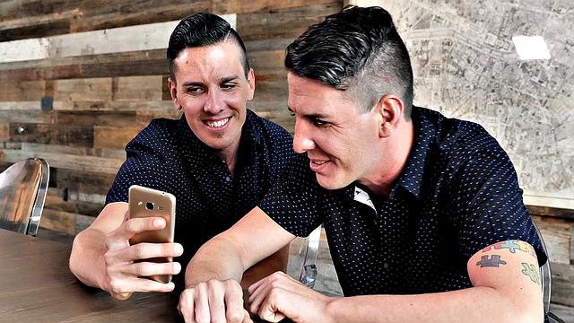 Twin Cum On Leda Lotharios Face