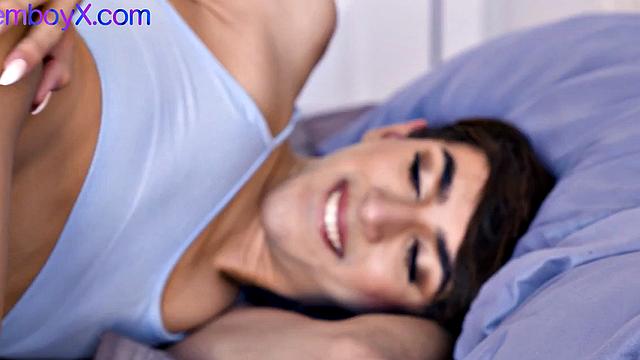 21yo femboy jizzed on butt after deepthroating