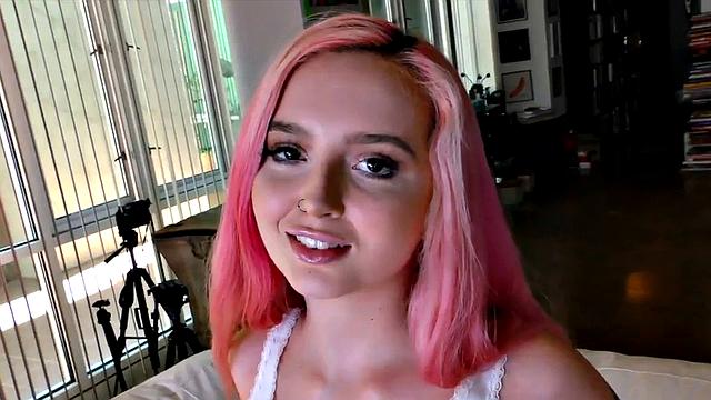 21yo pierced and inked amateur gives dirty talking HJ