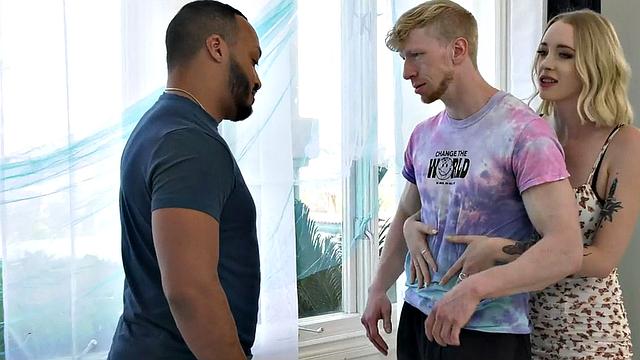 Dirty bisexuals fuck petite dirty bae in threesome sex