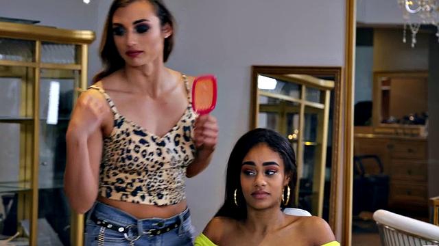 Black lez babe enjoys salon facesitting with inked GF