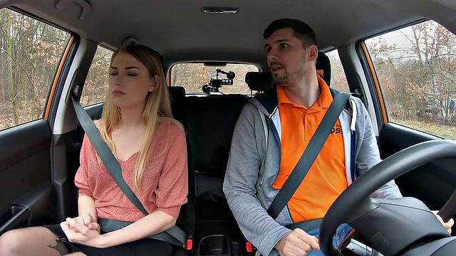 Blonde in stockings teaches her trimmed pussy how to pay for her lessons with a hot fuck and cumshot in the car