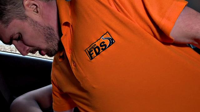 Blonde in stockings teaches her trimmed pussy how to pay for her lessons with a hot fuck and cumshot in the car