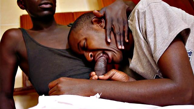 Analfucking African twinks play with 
