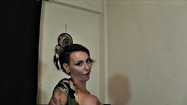 Busty bomb Gina pounded in her wet pussy