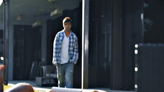 Outdoor babe bounces on lover's cock after pussylicking