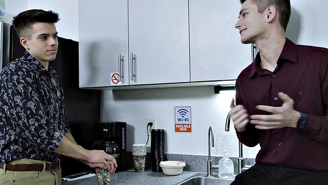 Taboo stepbro barebacked in stepfamily till facial