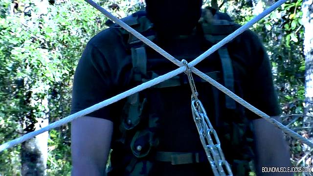 Dungeon Games - Тайлер Сэйнт, Дюк Риверс и Дайр Каллахан в Into The Woods 3