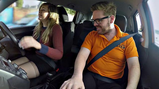 34F Boobs Bouncing in driving lesson