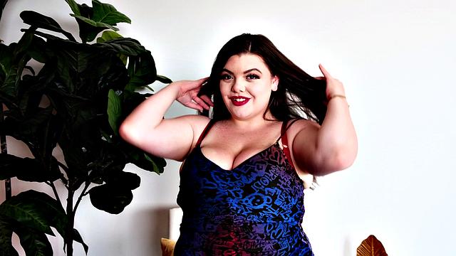 Kiki True and Her Upper