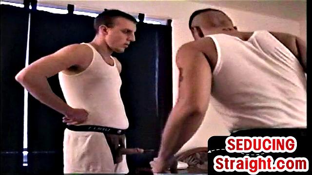 Real amateur straight guy blowjob by gay