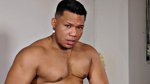 Jackson Dasilva takes control and dominates hard in a steamy gay session