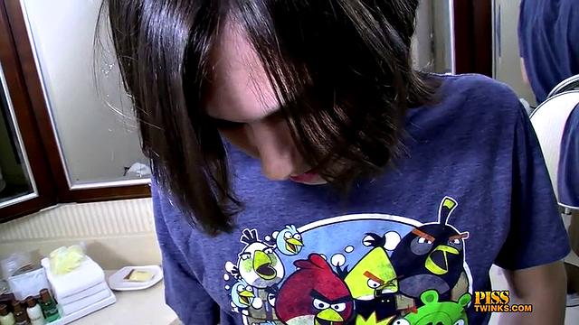 Adorable Uncut Guy Cums And Gets Wet - Tyler Haycock