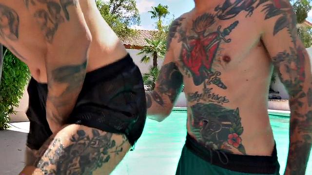 21yo TS with pussy fucked in 3some with Asian GF