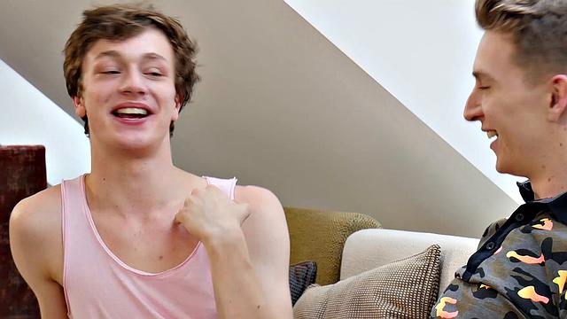 Kaleb Cross Fucks Alex Faux
