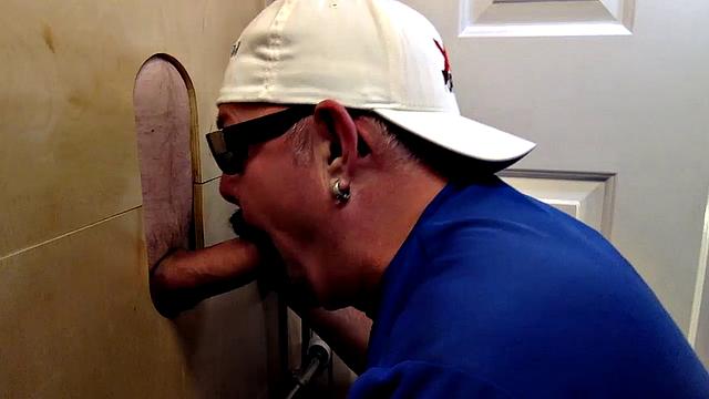 Blowing Biker Cock At The Gloryhole