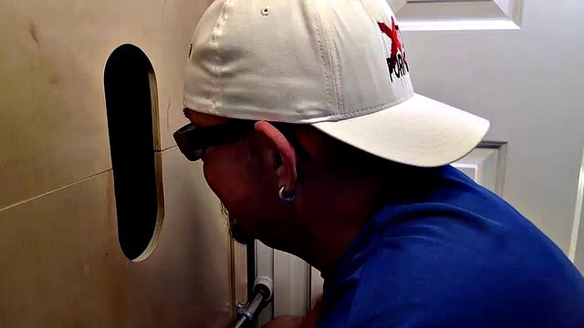 Blowing Biker Cock At The Gloryhole