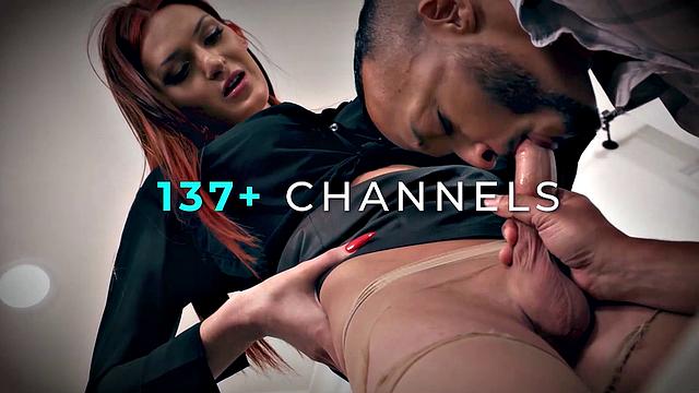 TRANSFIXED - Couple Kasey Kei & Lulu Chu Have Passionate Sex By The Fire In Getaway