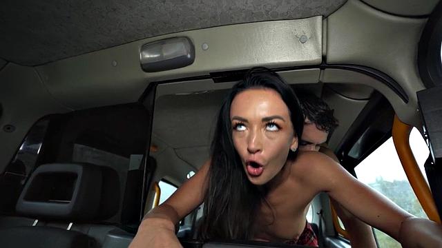 Skinny taxi driver rides client's cock in public outdoor sex