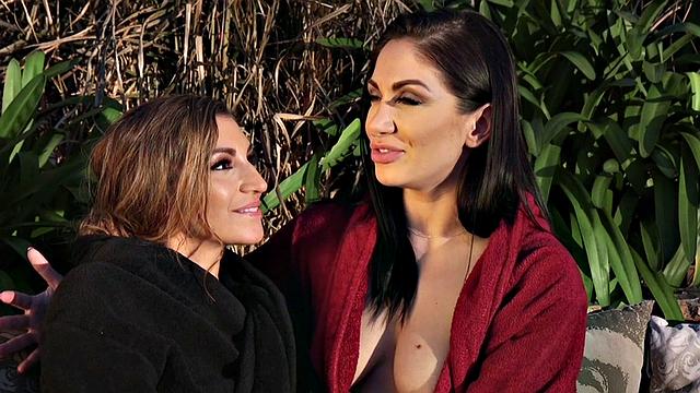 Lez double dildo fuck with spread anal gape