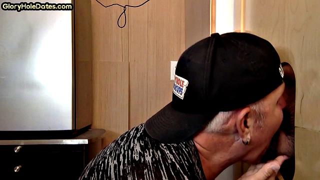 Gloryhole gaydaddy sucks cock in homemade private video