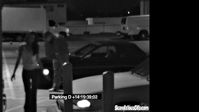 Hot Babe Blows her Boyfriend at Carpark