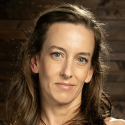 Elise Graves