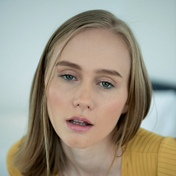 Alicia Williams