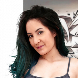 Aria Jade