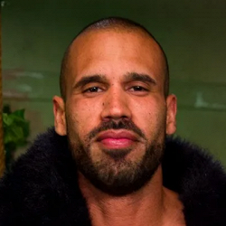 Karlo Karrera
