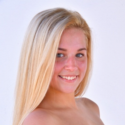 Sophia Lux