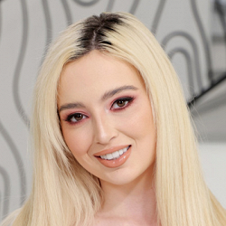 Lexi Lore