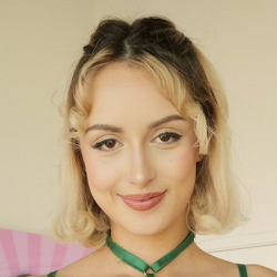 Isabella Sky