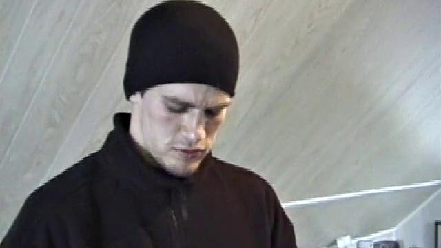 Стрейт-бой Джонатан дрочит
