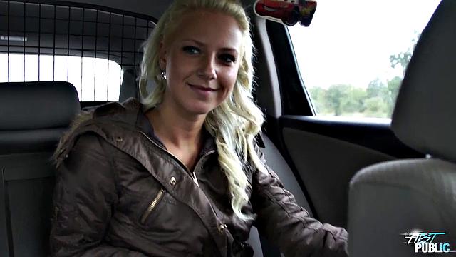 Teen fucks her guy after stopping the car