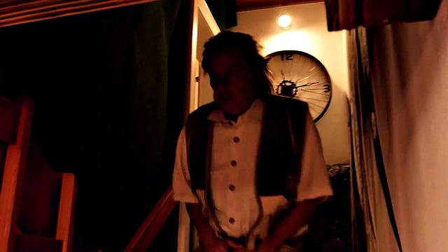 A Load Of Alien For Coco