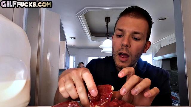 Horny cougar pussysmashed by stud