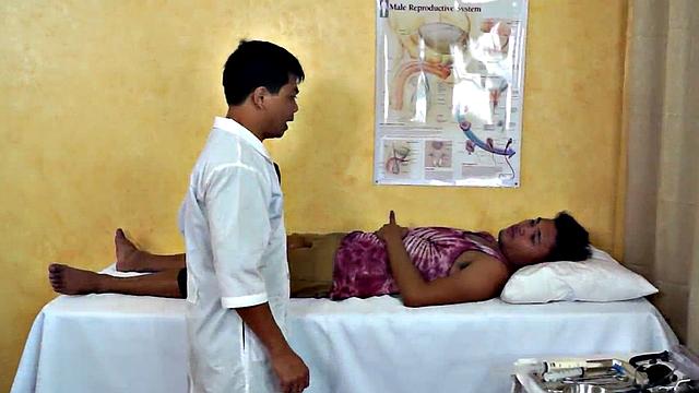 Asia twink gaping asshole at doctor infirmary