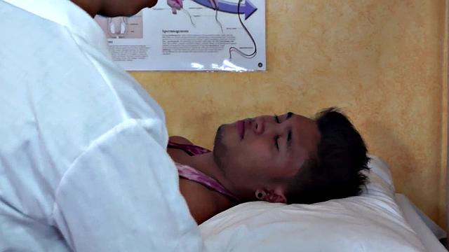 Asia twink gaping asshole at doctor infirmary