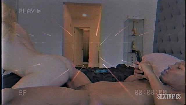 Maddy Gets Her Pussy Stretched - Angle 1