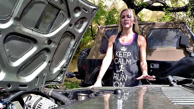 Pawnshop slut fucked in doggystyle by BWC in meeting room