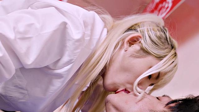 Hot Taiwan model Lina fucks a handsome salesman