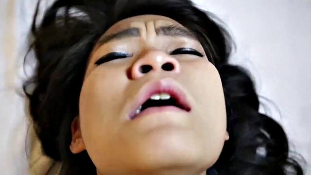 Moaning Asian Encounter