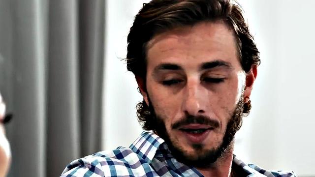 Сосед жарит на масле зрелую блондинку до крика